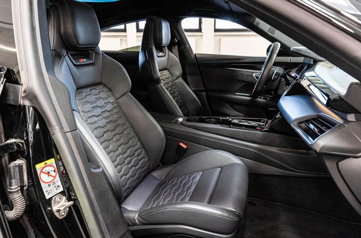 Audi RS E TRON GT GT 598ch quattro Toit ouvrant Bang&Olufsen