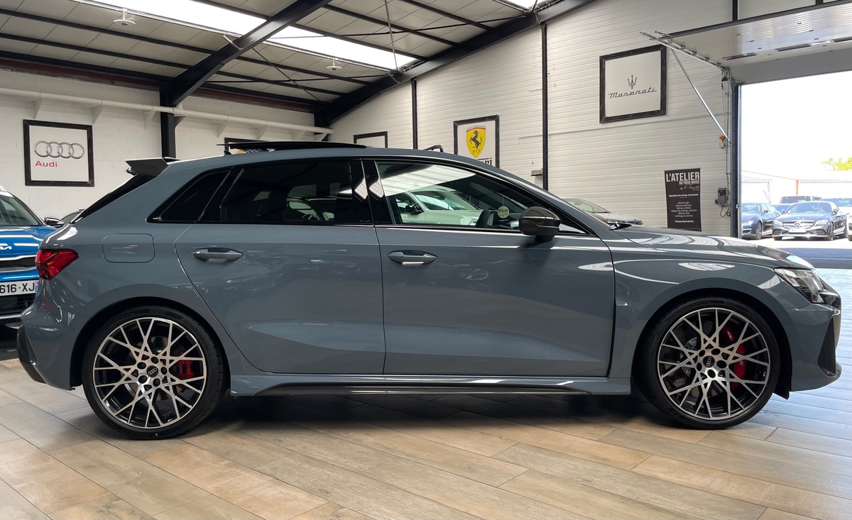 Audi RS3 Sportback 2.5 TFSI 400CH S TRONIC 7 QUATTRO - FACELIFT 2025 - NEUVE