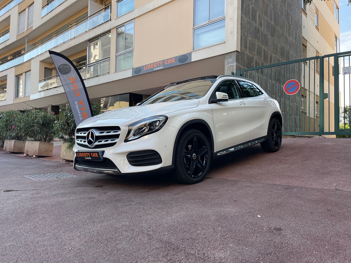 Mercedes Benz GLA 200 156 cv / Phase 2 / AMG / Toit Ouvrant / CarPlay / Jantes Noires