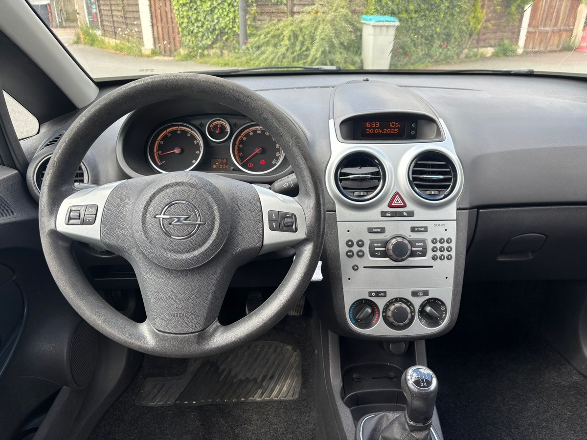 Opel Corsa 1.2 80 TWINPORT - 5 PORTES - Révisée - Garantie