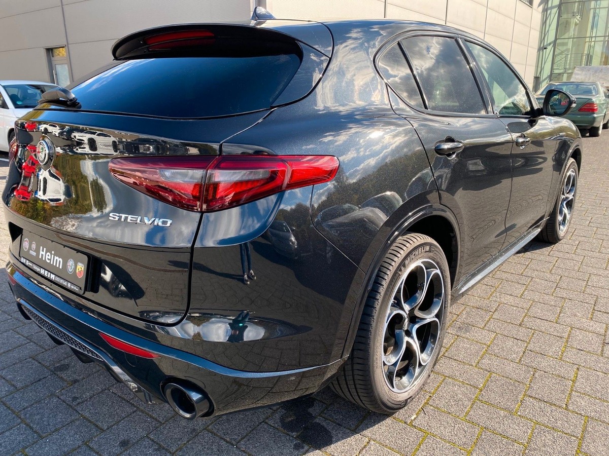 Alfa Romeo Stelvio 2.0T 280ch Veloce Q4 AT8