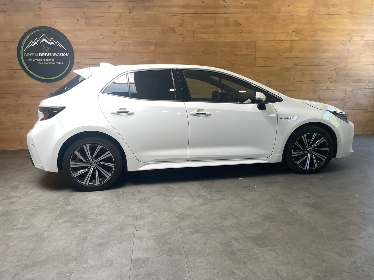Toyota Corolla 1.8 FULL-Hybride design
