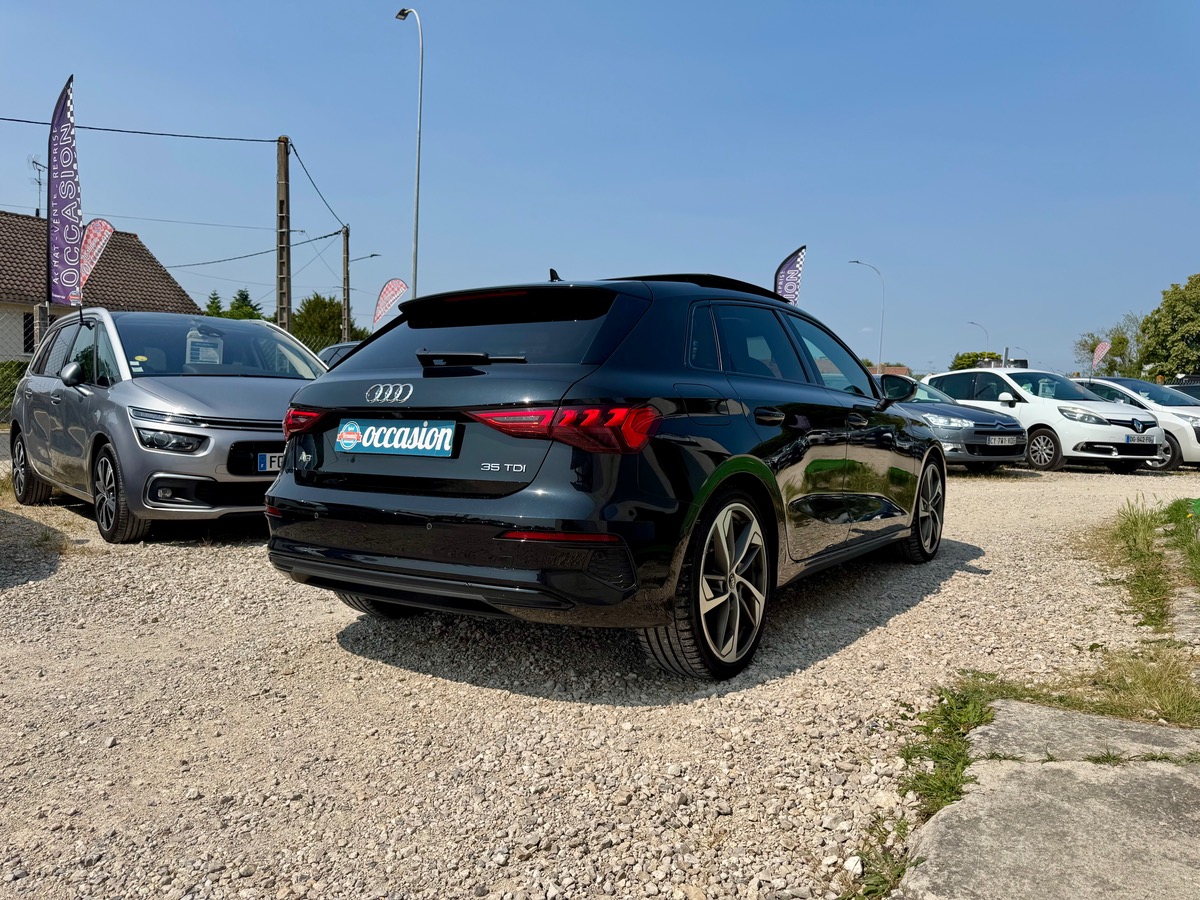 Audi A3 SPORTBACK 35 TDI 150 CV  S-TRONIC 7 / TOIT OUVRANT/ CAR PLAY / CAMÉRA / FULL CUIR / MÉPLAT