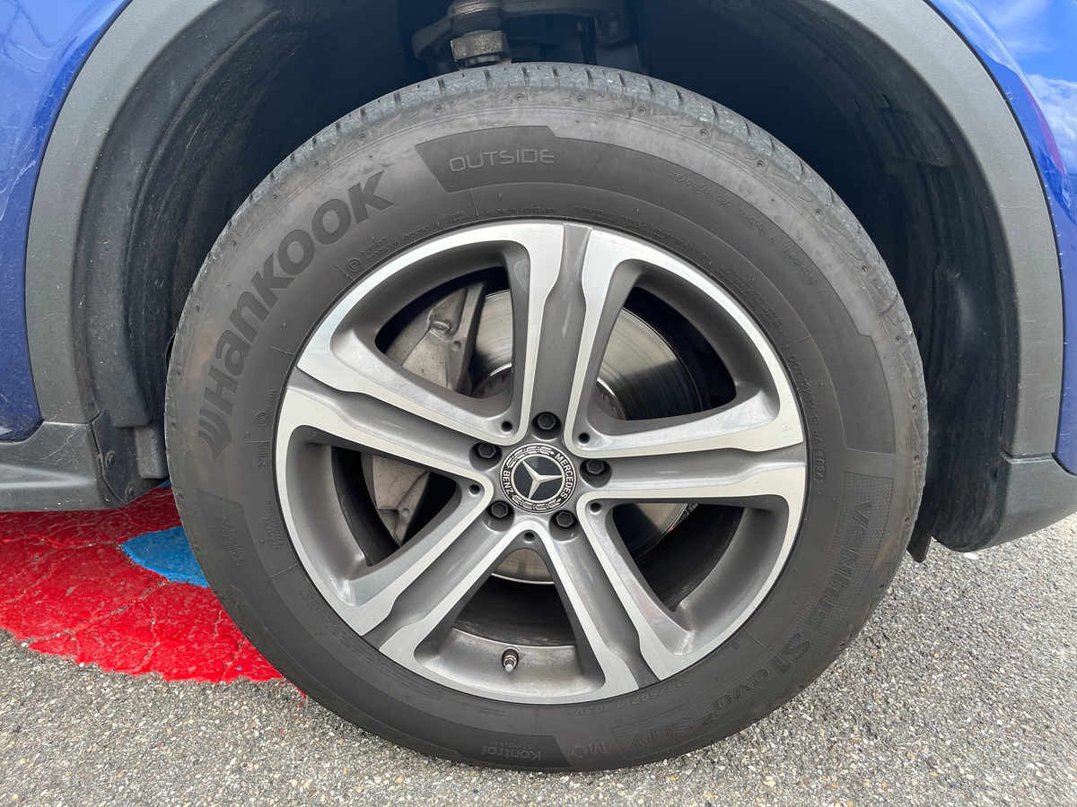 Mercedes-Benz Class GLC 220d 4MATIC AVANTGARDE 9G-TRONIC, SUIVI COMPLET, SIEGES CHAUFFANT
