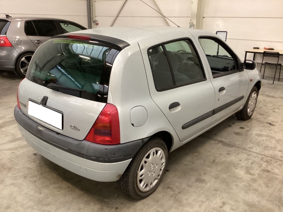 RENAULT Clio II 1.2i 60 RTE