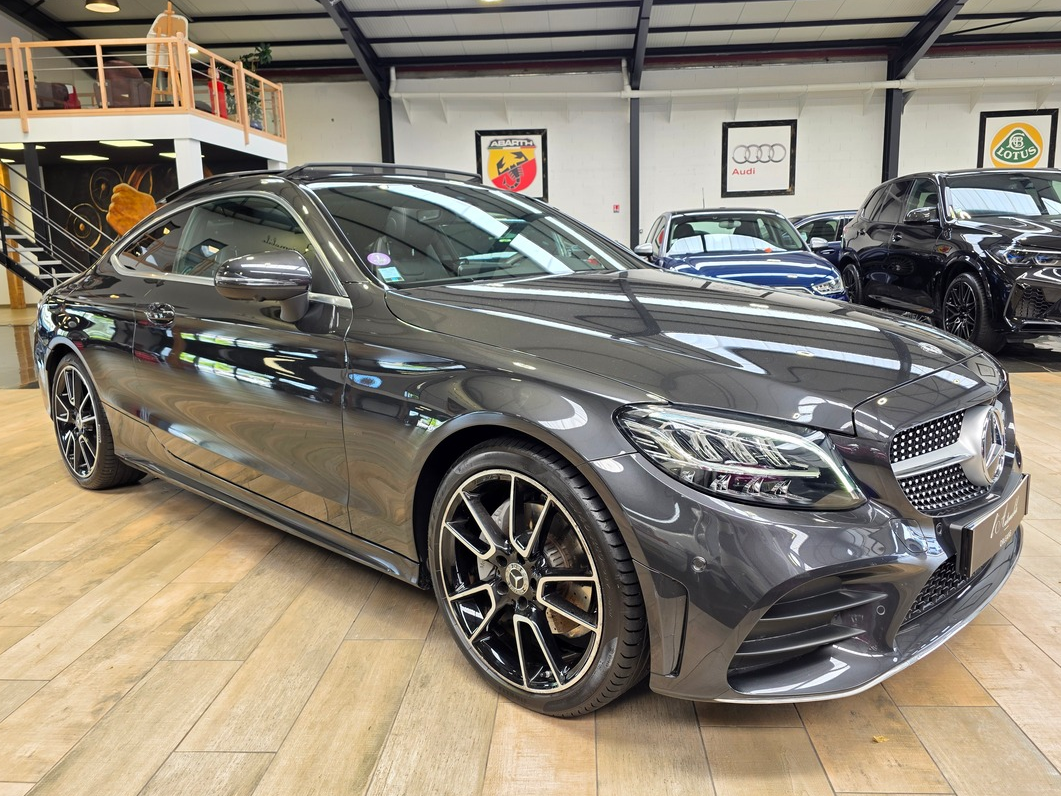 Mercedes-Benz Classe C 200 COUPE PHASE 2 AMG LINE 184 // TOIT OUVRANT / BURMESTER