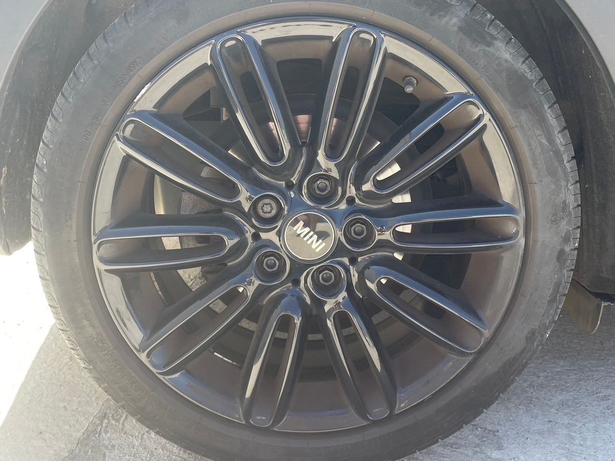 Mini Cooper Blackfriars 136ch F56