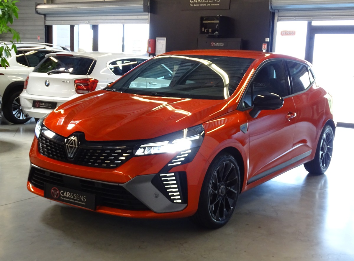 RENAULT Clio V (2) 1.0 TCE 90 Ch ESPRIT ALPINE 1ere main Caméra 360 CarPlay
