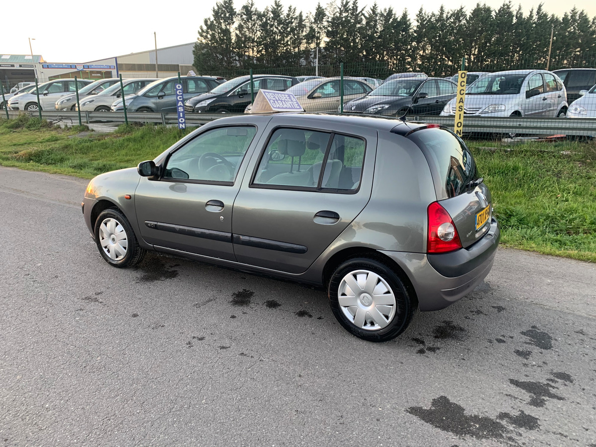 RENAULT Clio 1.5 dci - 65CH PRIVILEGE 152309km