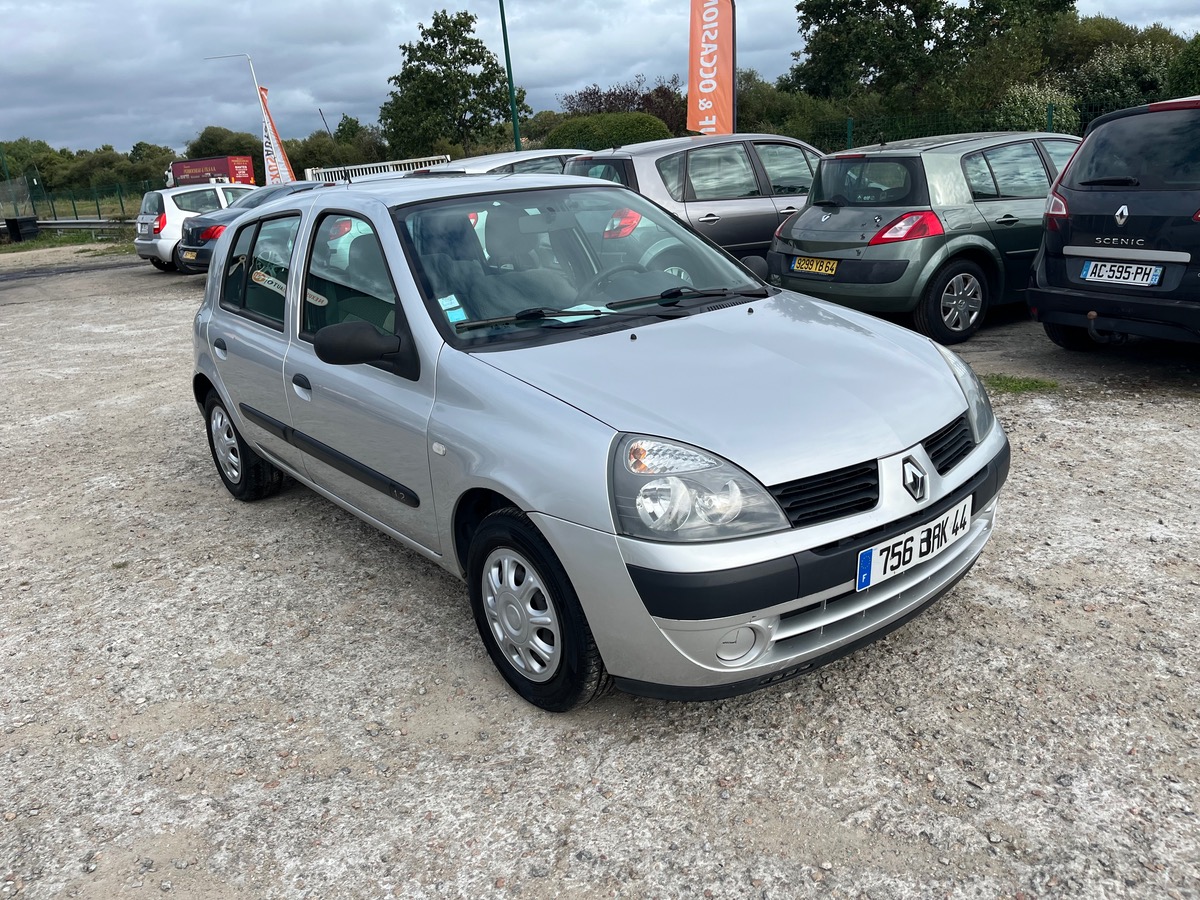 RENAULT Clio 1.2 CAMPUS