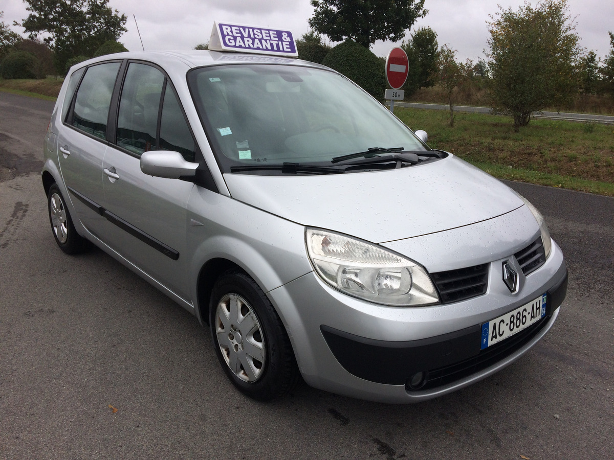 RENAULT Megane scenic 1.5 dci 105CV 108920 KM