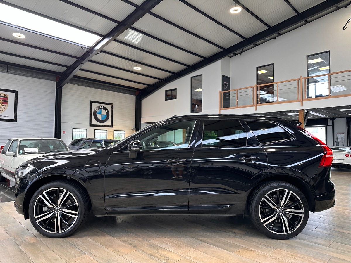 Volvo XC60 T6 AWD 253 + 87cv R-Design Geartronic / 1ère Main / Attelage / Toit Pano