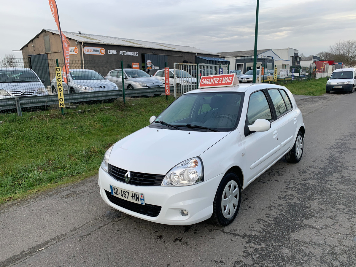 RENAULT Clio 1.5 dci - 85CH  178633KM