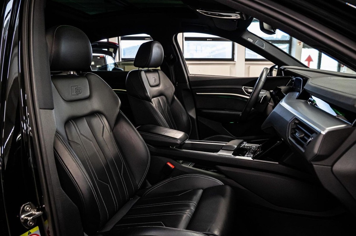 Audi Q8 e-tron 50 340ch S Line quattro Toit ouvrant Bang&Olufsen