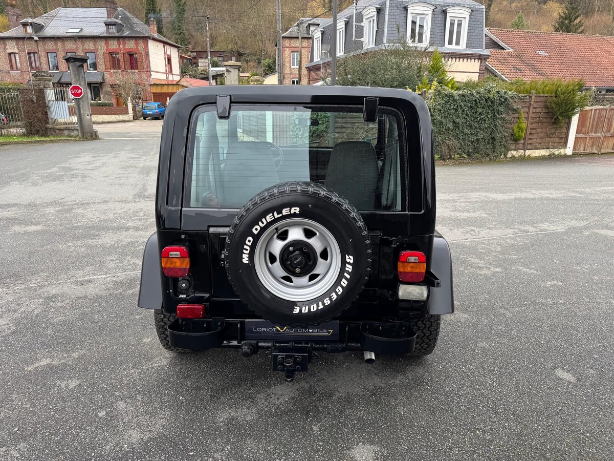 Jeep Wrangler 2.5 HARD TOP-Français-Garantie-Révisée