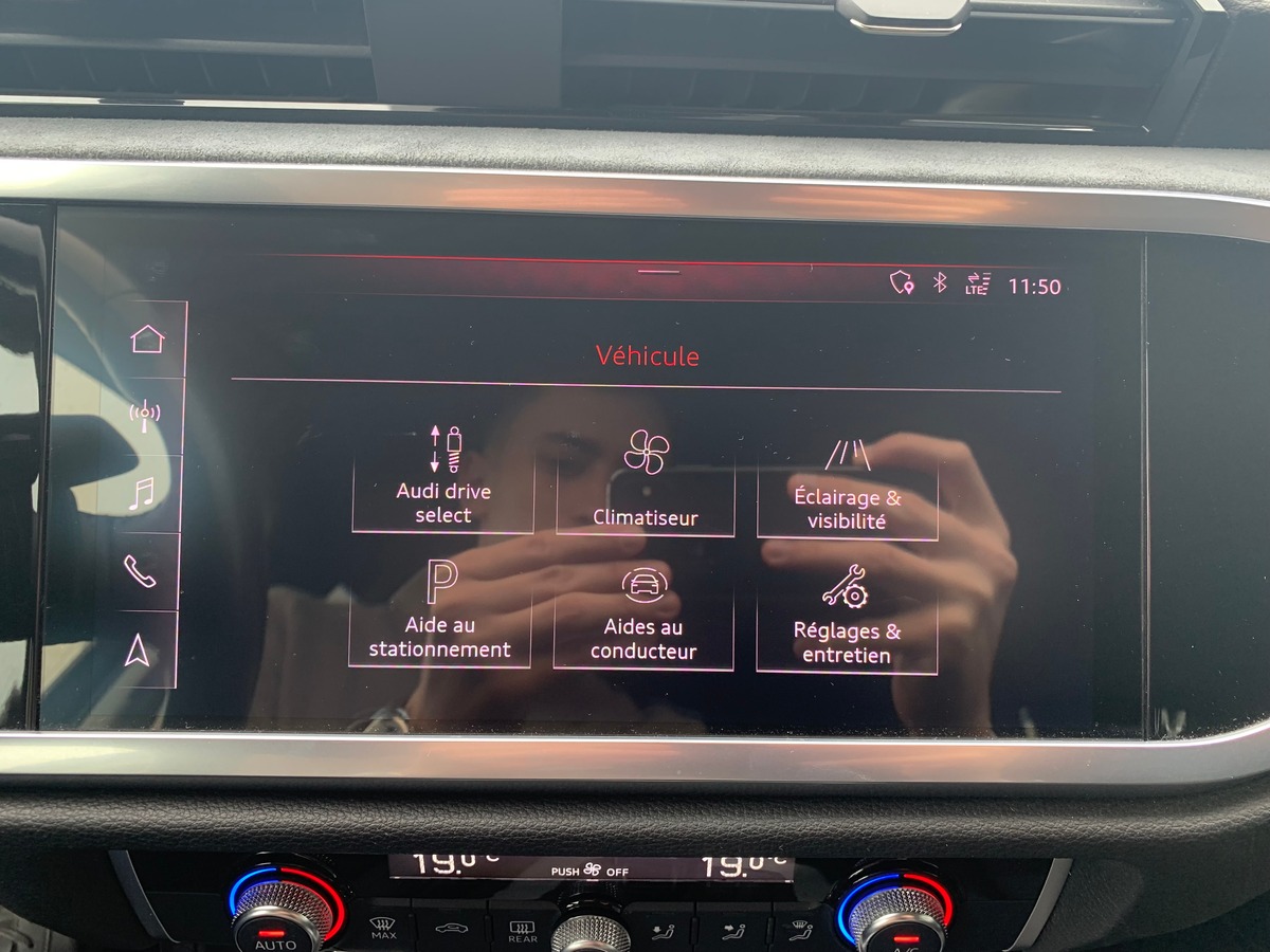 Audi Q3 DESIGN LUXE QUATTRO