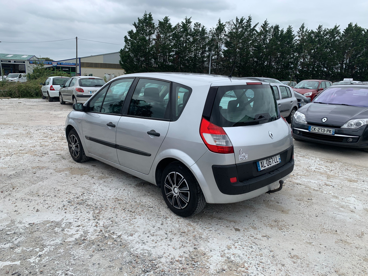 RENAULT Megane scenic 1.6i 16v 112CH 115436km