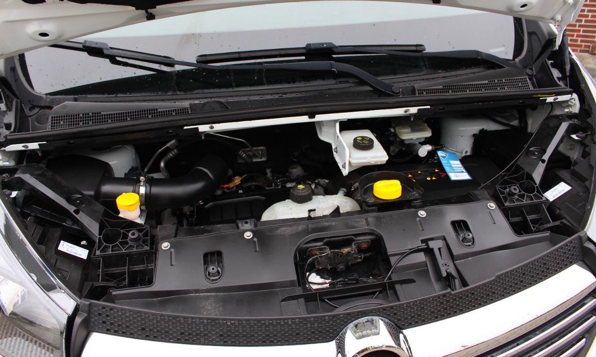 Opel Vivaro 1.6 Biturbo CDTI Kasten L1H1 2.7t