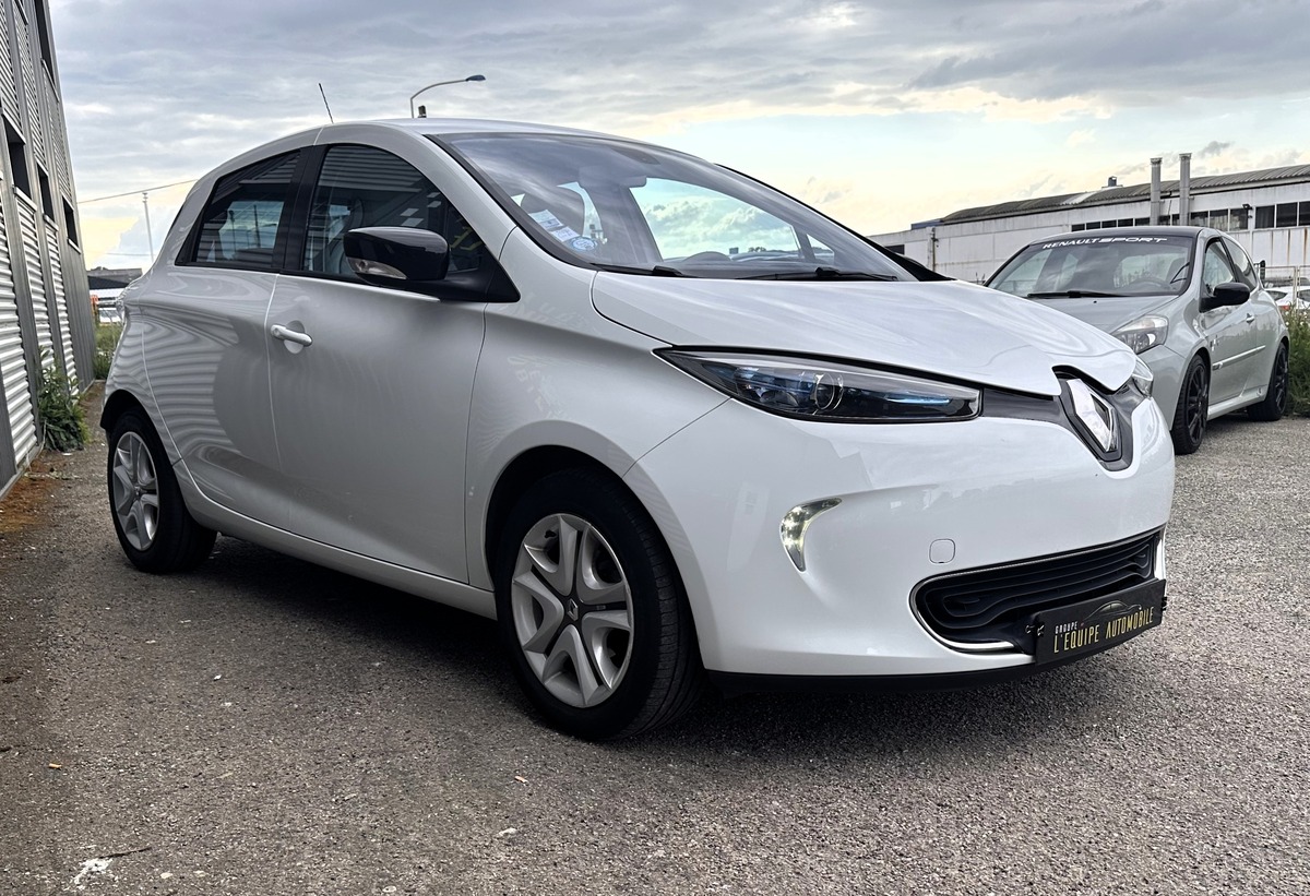 RENAULT Zoe R90 ZEN 22KWH TYPE 2 (BATTERIE EN LOCATION)