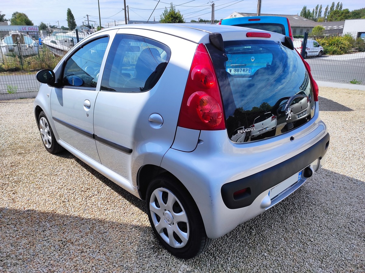 Peugeot 107 1.0i 5p Trendy Boîte Automatique