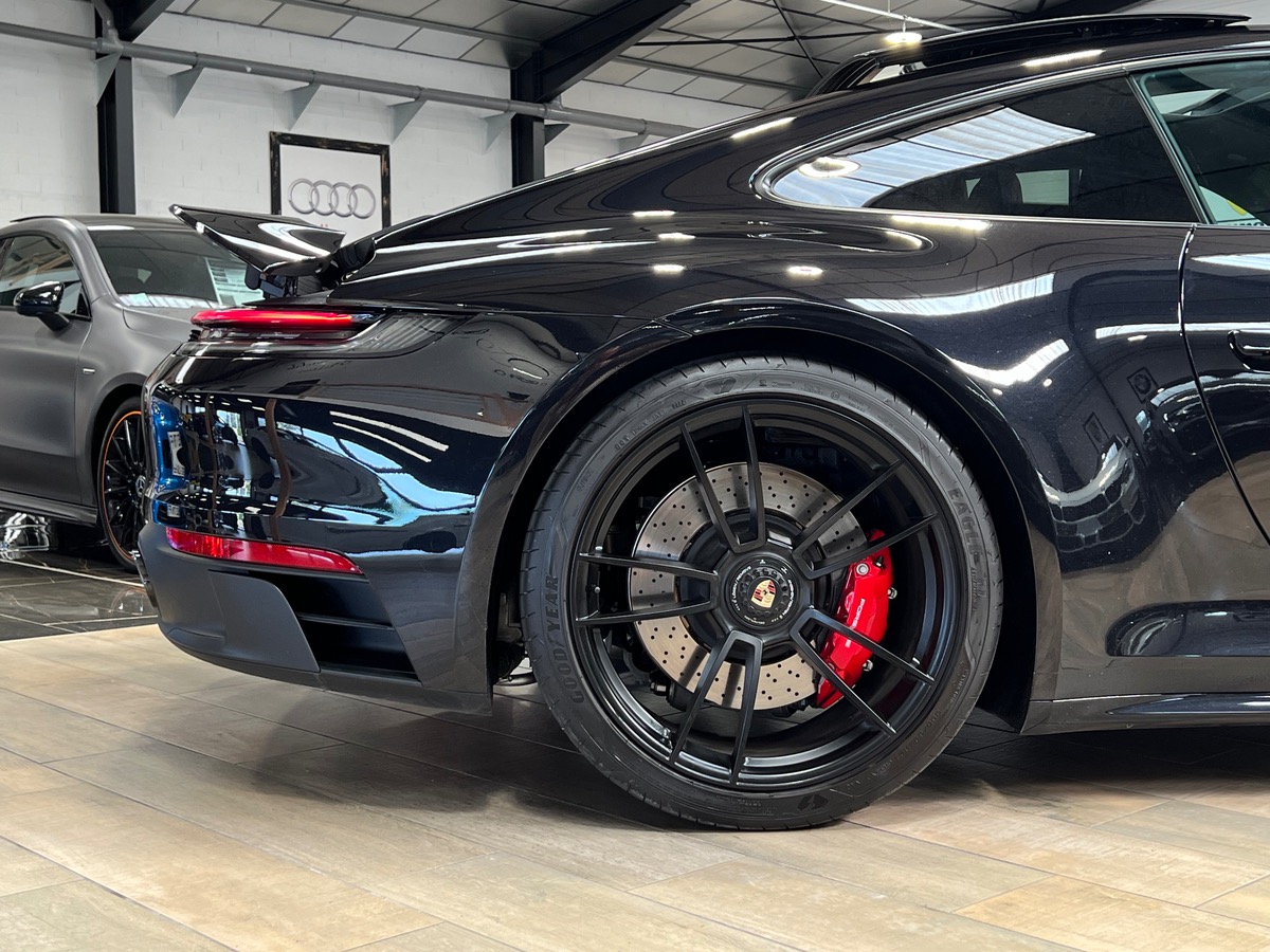 Porsche 911 992 CARRERA 4 GTS COUPÉ FULL hK