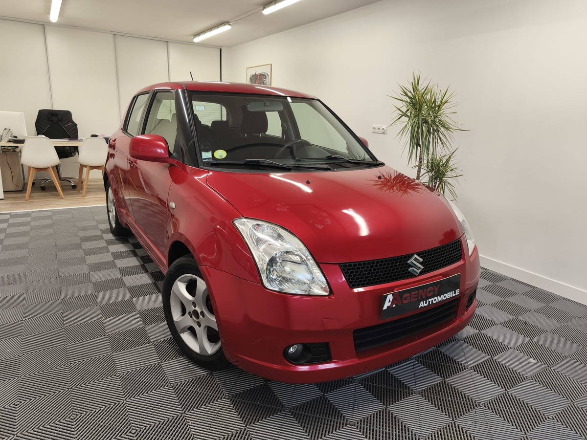 Suzuki Swift III 1.3 16V 93Ch - Garantie 3 mois -