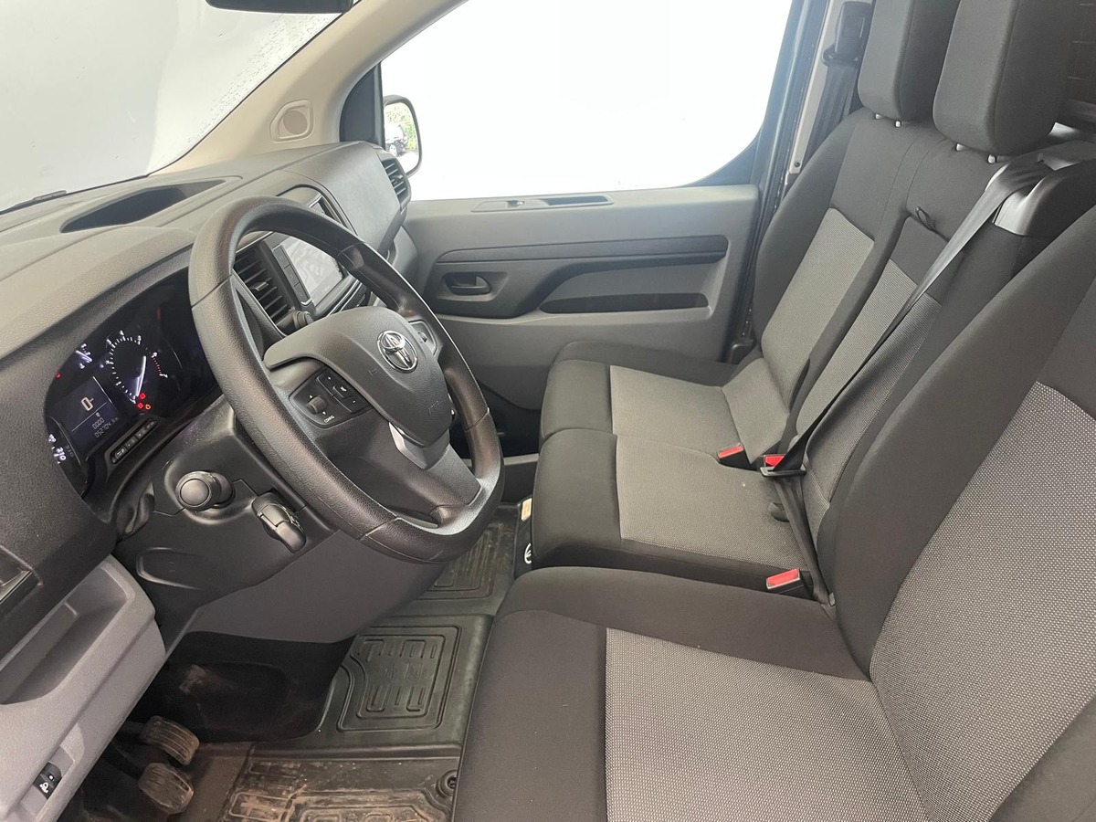 Toyota ProAce 2.0 Bluehdi 145 BUSINESS    PREMIERE MAIN