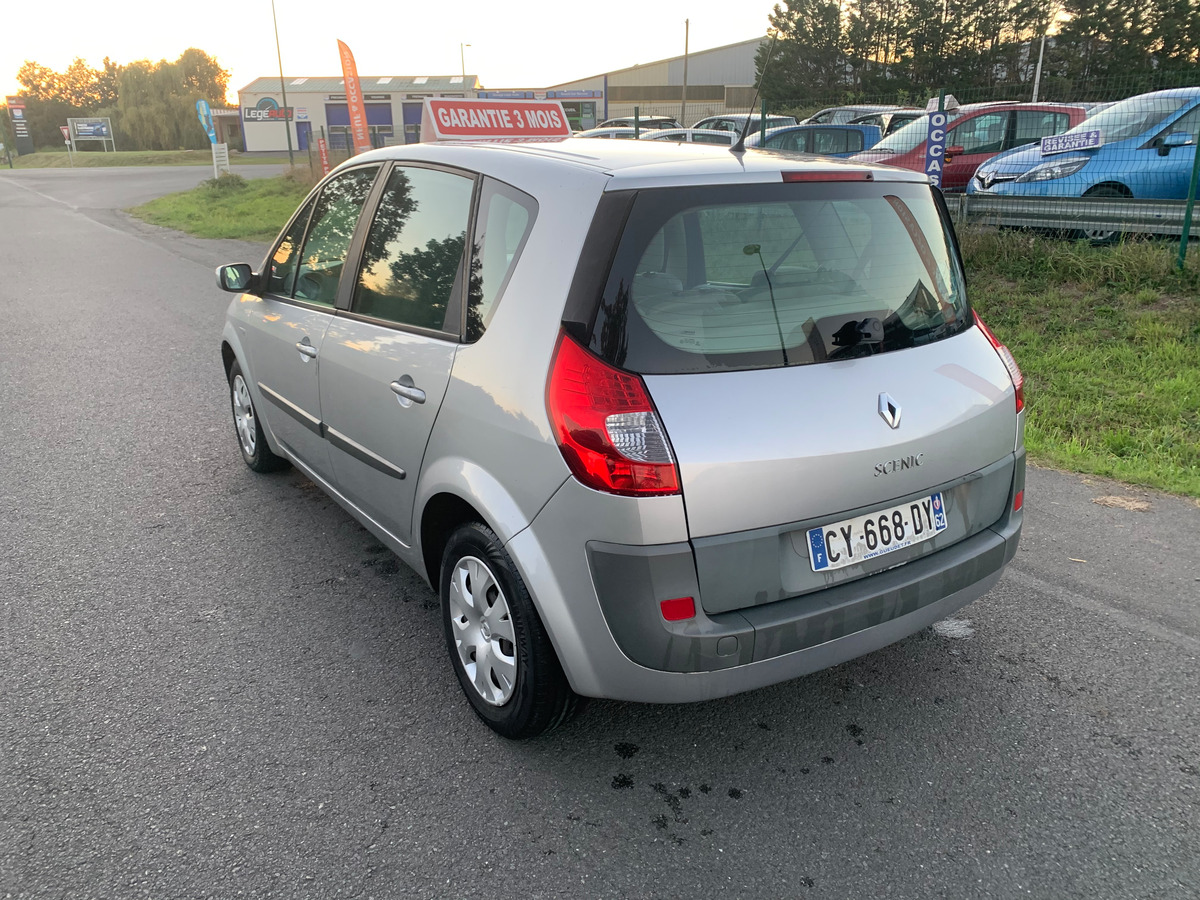 RENAULT Megane scenic 1.5 dci - 105CH 136898KM