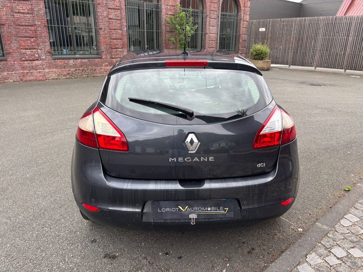 RENAULT Megane 3 1.5 DCI 110 BVA DYNAMIQUE - Révisée - Garantie