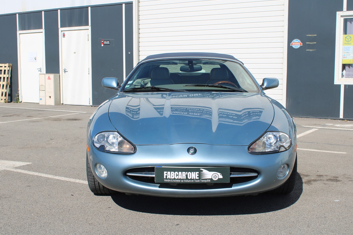 Jaguar XK8 CABRIOLET 4.0 BVA V8