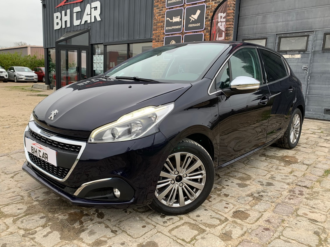 Image: Peugeot 208 1.2 82 cv ALLURE