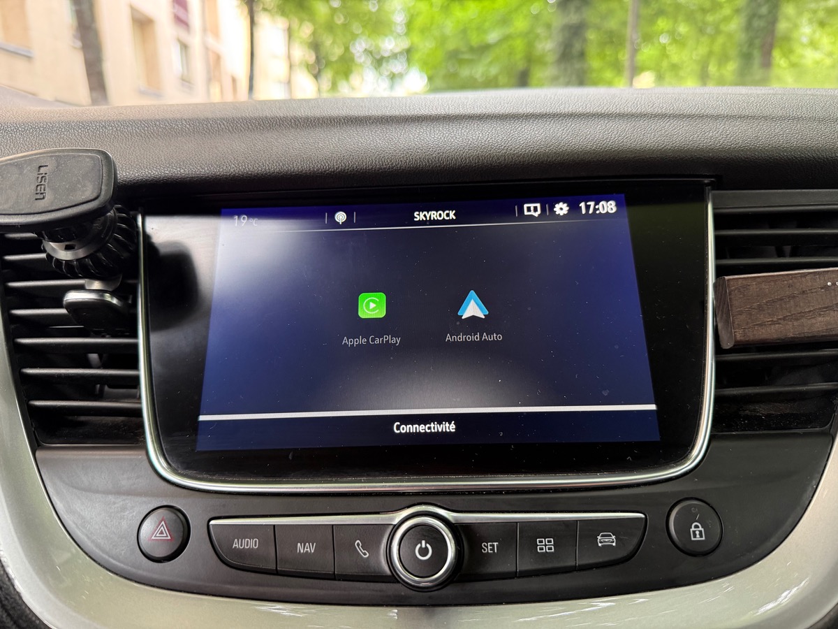 Opel Grandland X 1.5 CDTI EAT8 130 cv Boîte auto Carplay