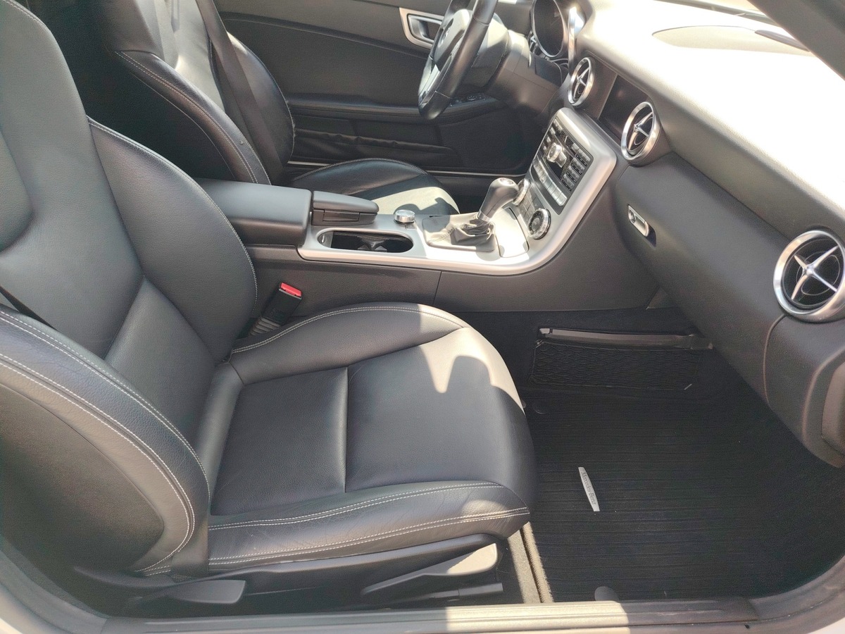 Mercedes-Benz Classe SLK 200 blue efficiency 100 % Française