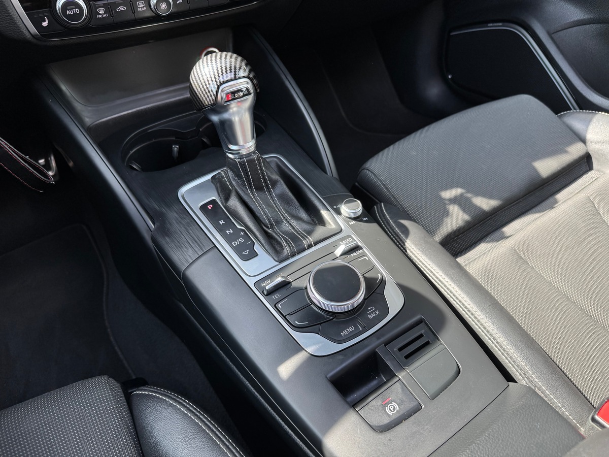 Audi A3 Sportback Sline 8V 1.8 TFSi S-Tronic7 180 cv - Boîte auto - Toit Ouvrant