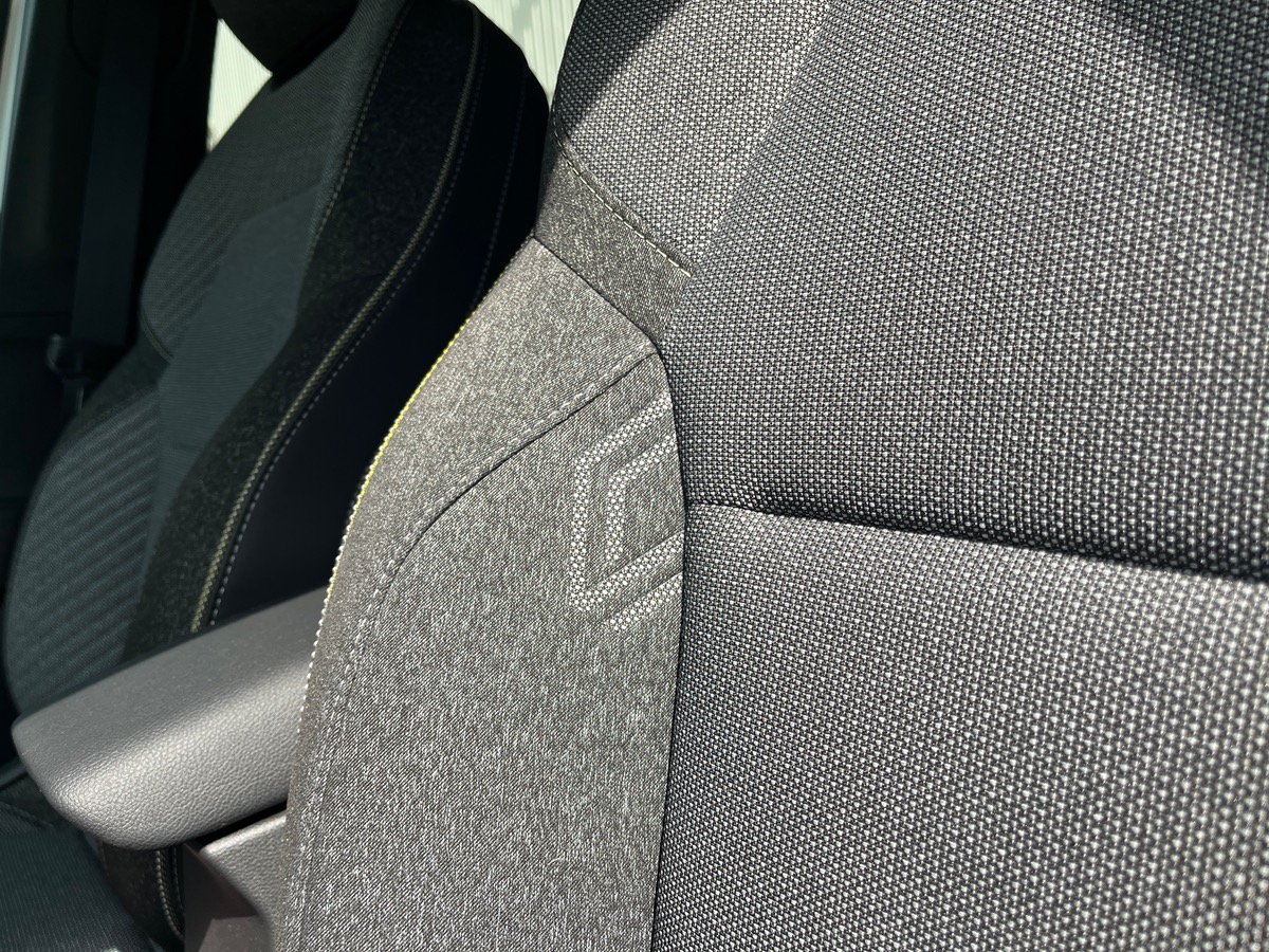 RENAULT Captur TECHNO E-TECH FULL HYBRID 145