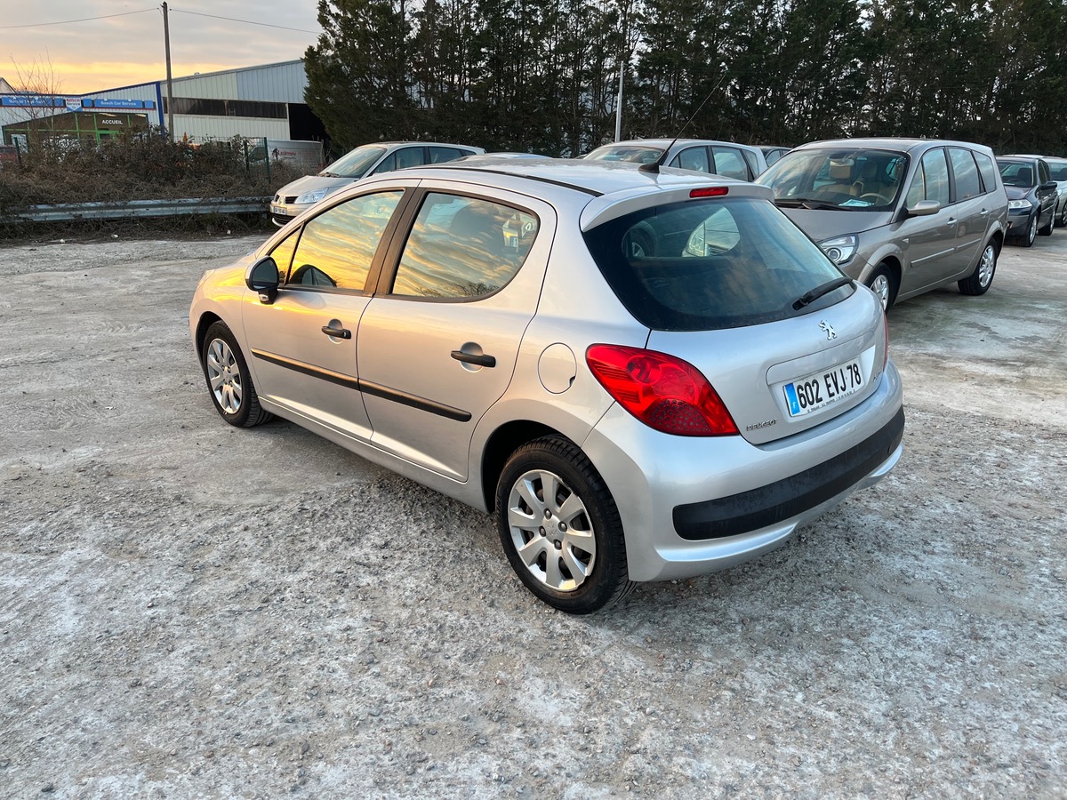 Peugeot 207 1.4 hdi