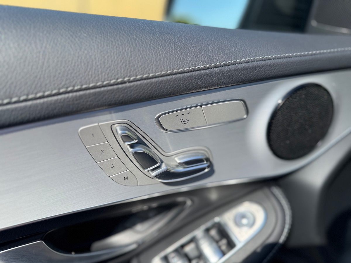 Mercedes-Benz GLC Coupé 300e 211ch+122ch AMG LINE 4MATIC TOIT OUVRANT SIÈGES ÉLEC A MÉMOIRE