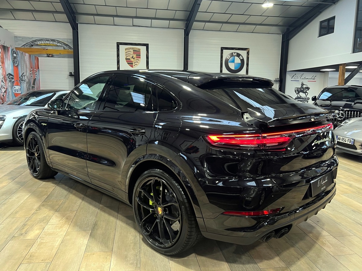 Porsche Cayenne COUPE III V8 TURBO S HYBRID 680