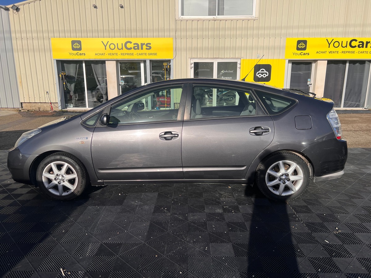 Toyota Prius Berline 77cv Boîte auto - VEHICULE EN TRES BON ETAT - RIEN A PREVOIR