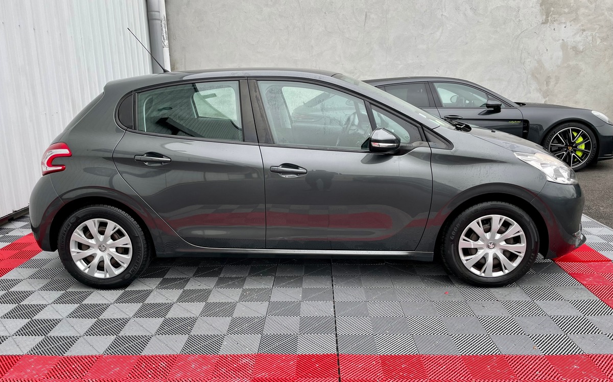 Peugeot 208 1.4 HDI FAP 68 Active 5P Clim/Régul