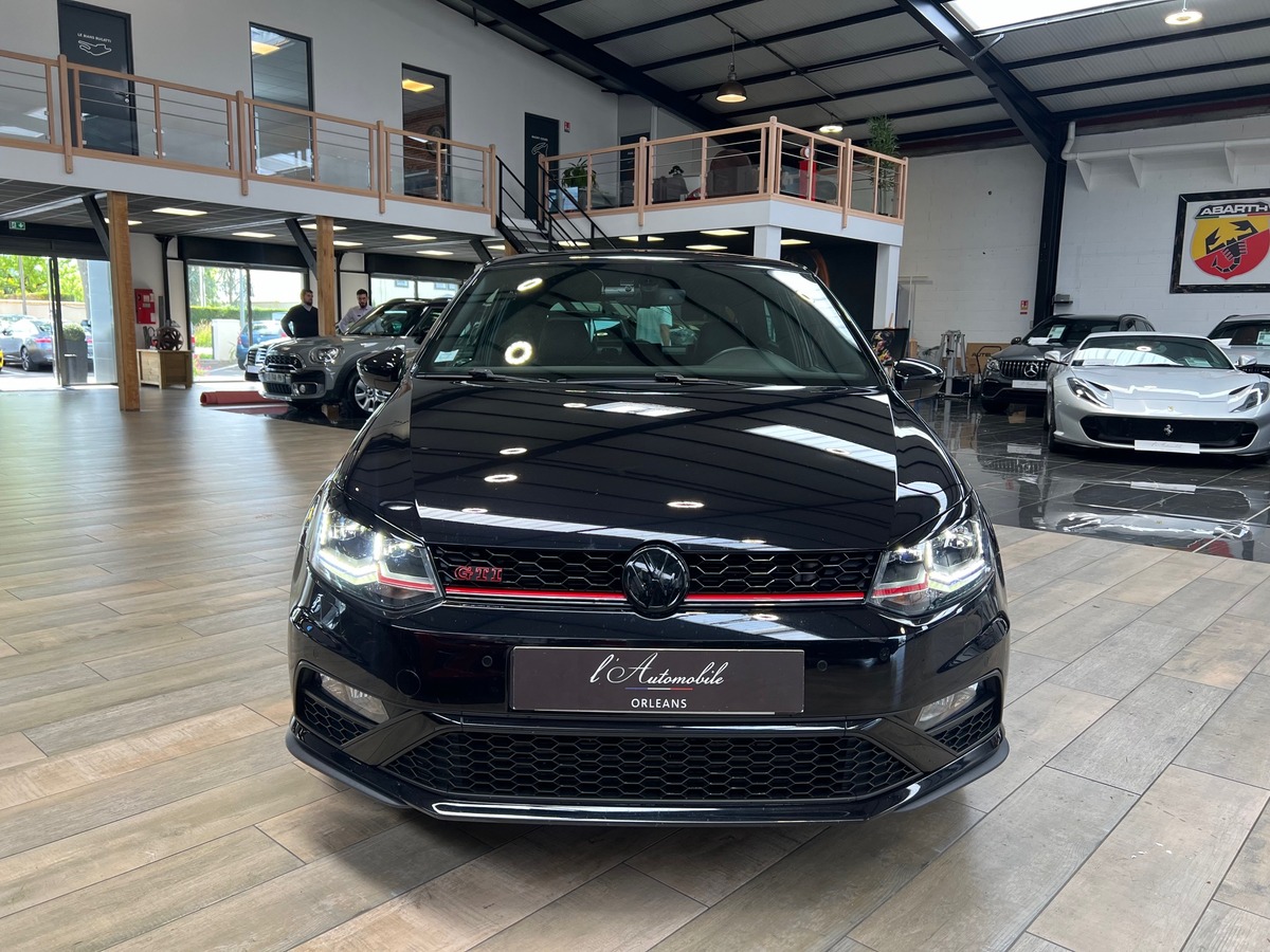 Volkswagen Polo V GTI 1.8 TSi 192 DSG7 APPLE CARPLAY