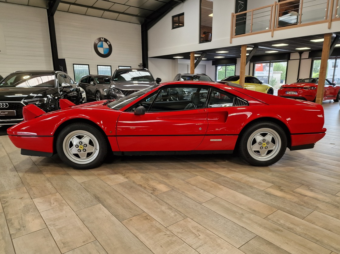 Ferrari 328 GTB 3.2 V8 270 DISTRIBUTION OK E