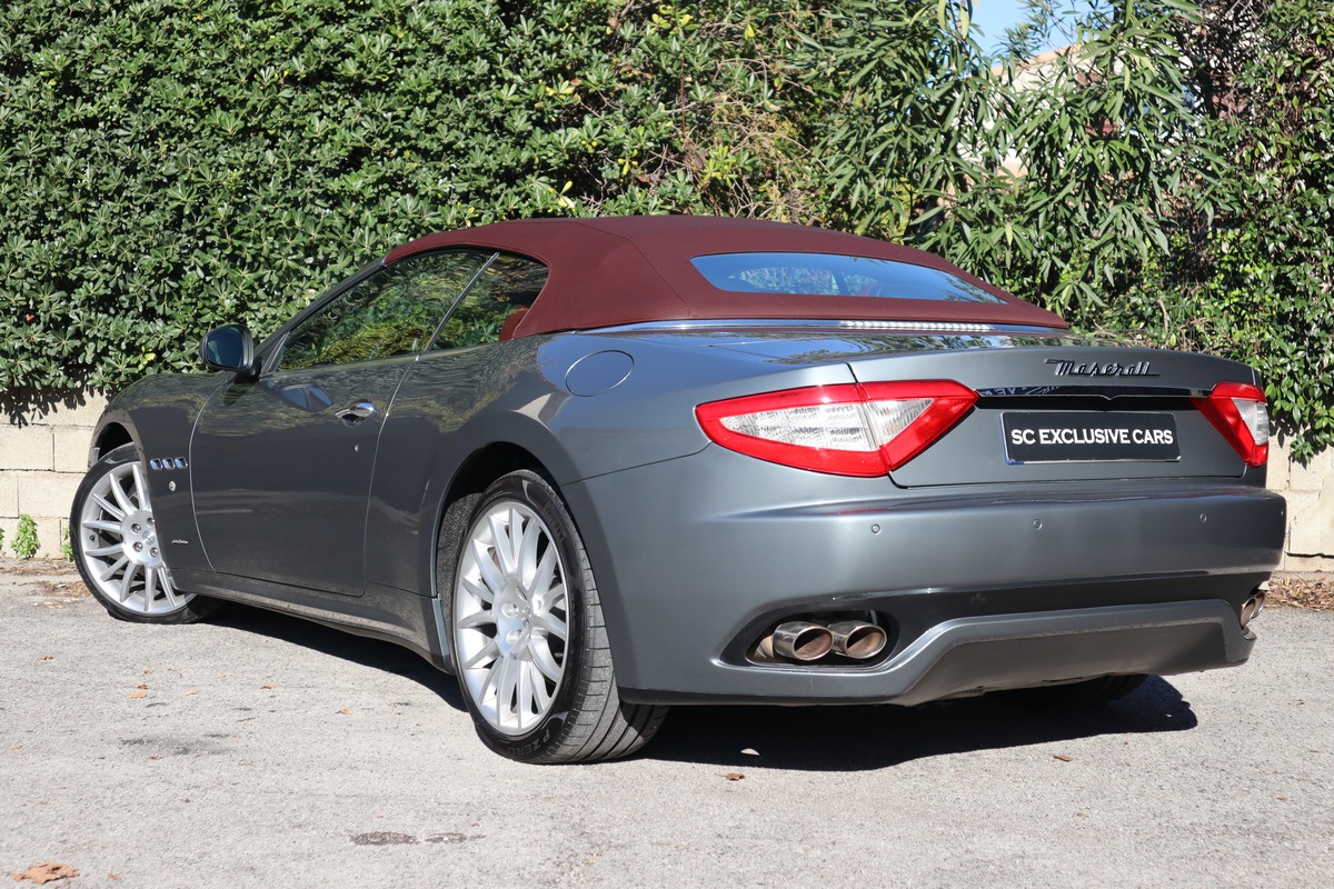 Maserati GranCabrio 4.7 V8 440 cv  - Sort d'entretien  - BVA