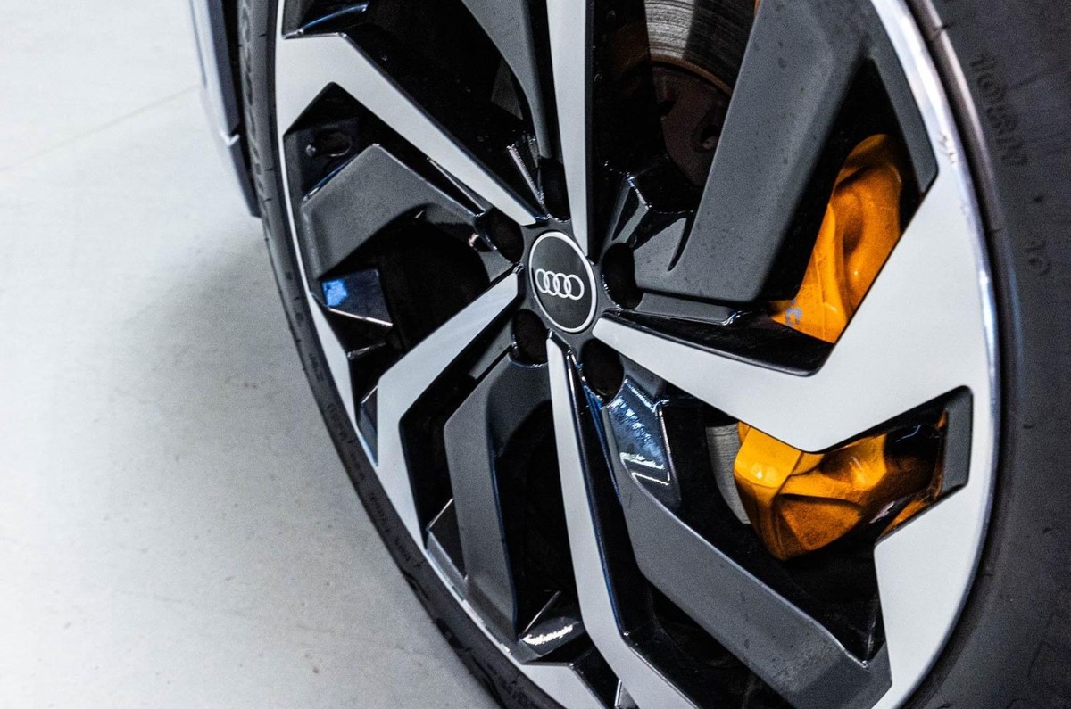 Audi e-tron Sportback 55 408ch S Line e-quattro Toit ouvrant