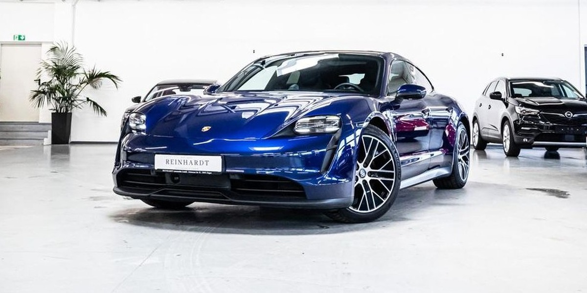 Porsche Taycan 4S avec batterie performance plus / Bose