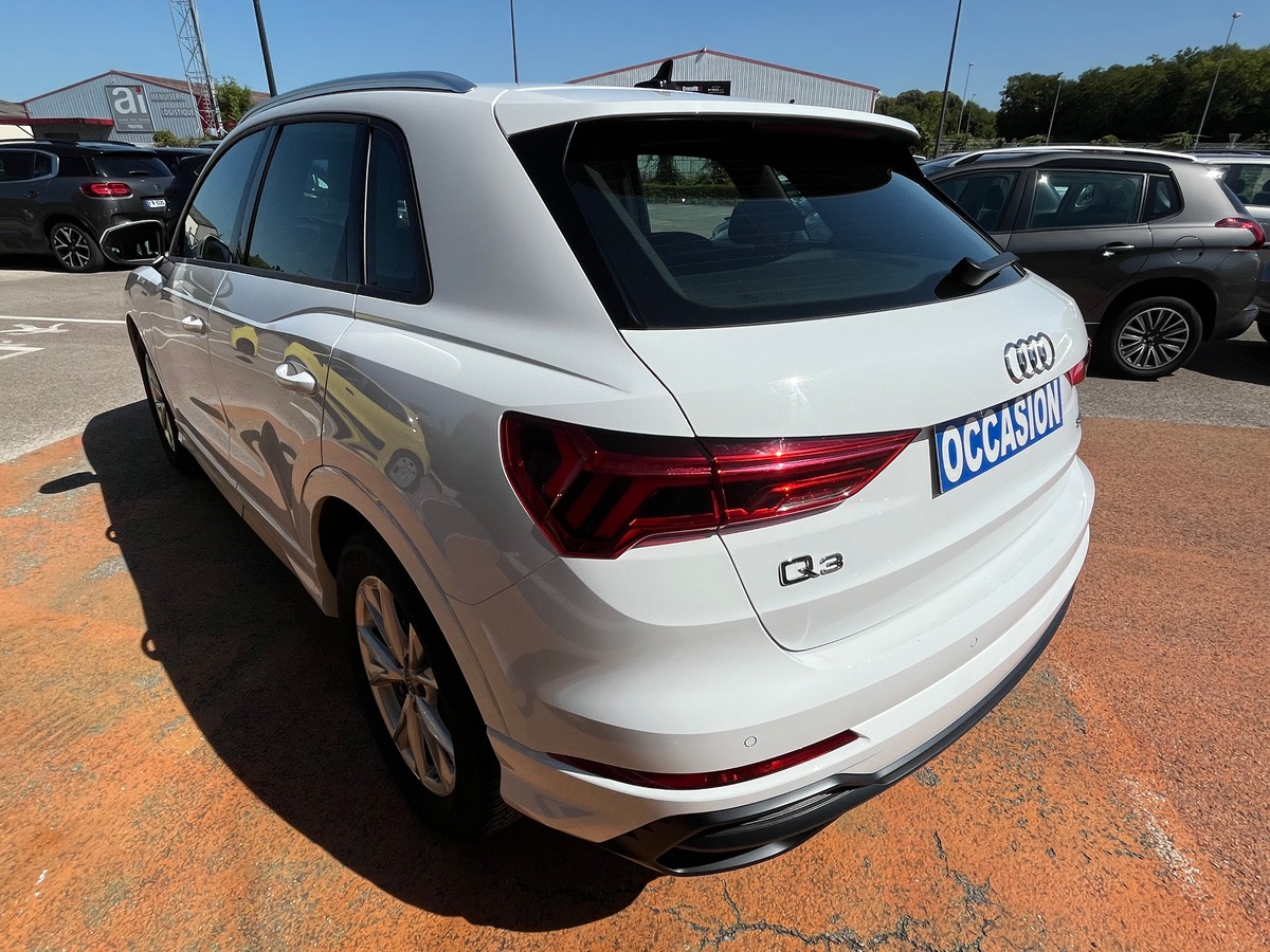 Audi Q3 35 2.0 TDI S Tronic7 150 S LINE Boîte automatique