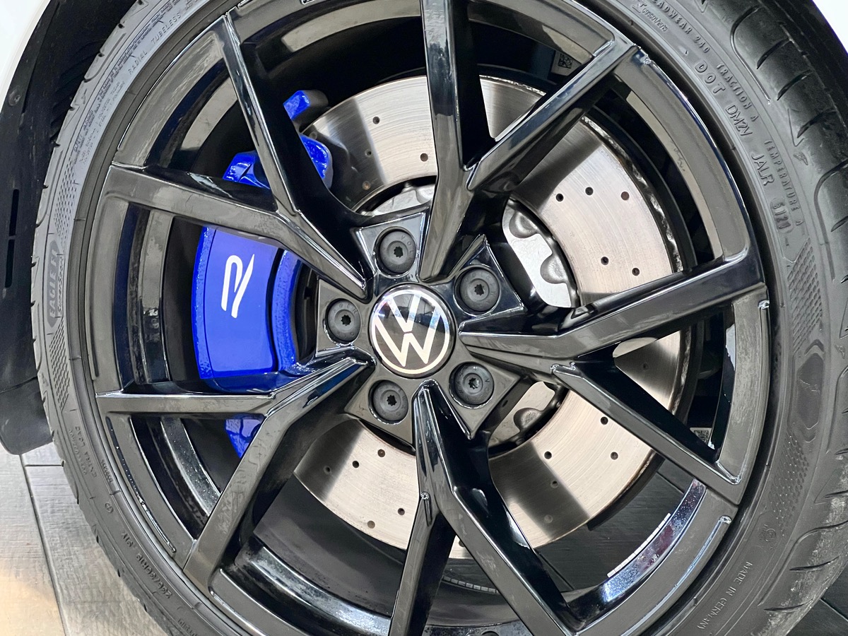 Volkswagen Golf 8 R PERFORMANCE 320CV G