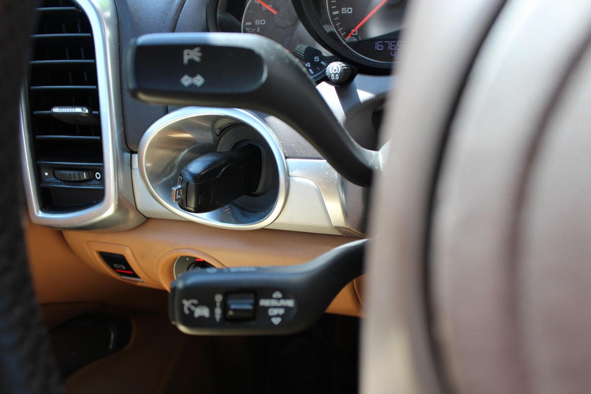 Porsche CAYENNE TURBO S Boîte automatique - II 4.8 V8 500 TURBO TIPTRONIC