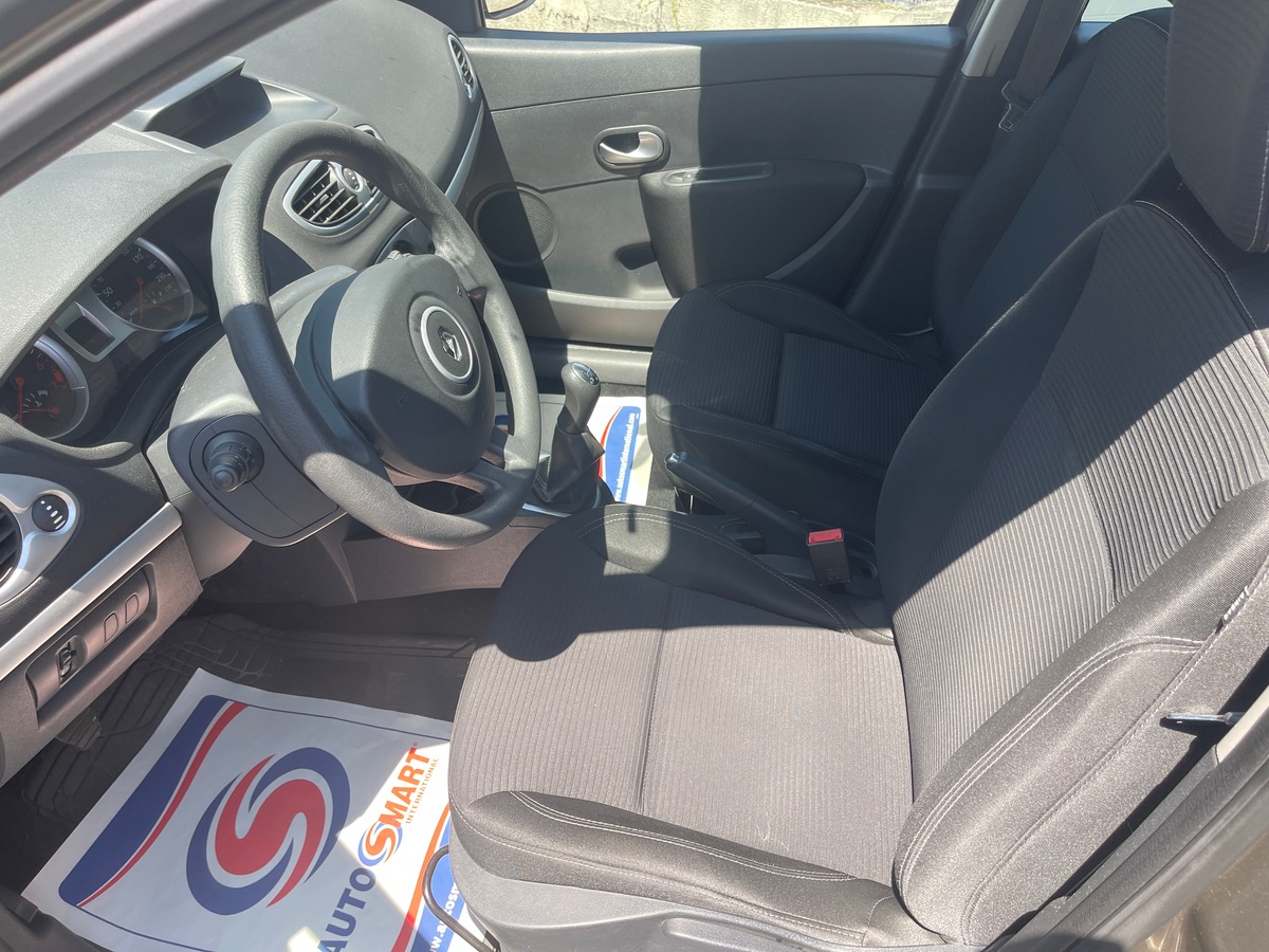 RENAULT Clio IV 1.2 EDITION