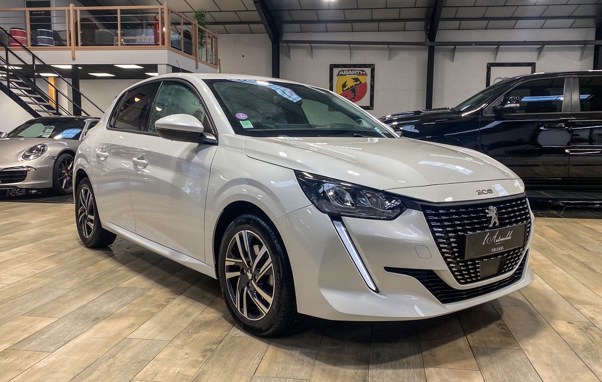 Peugeot 208 1.2 PURETECH 100 S&S EAT8 ALLURE A